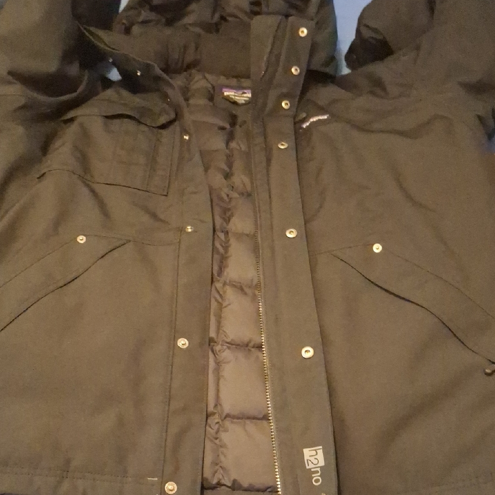 Patagonia Men's Black Wanaka down Jacket H2no